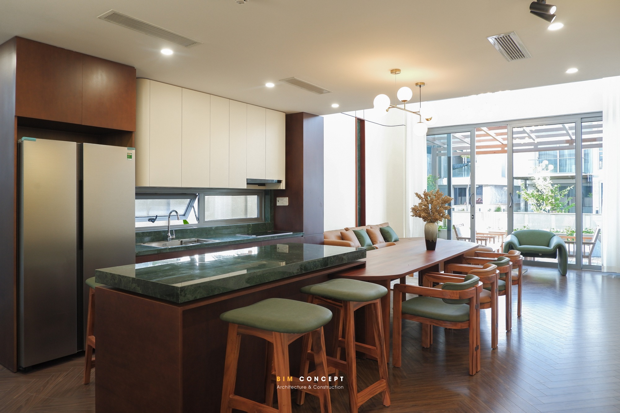 Không gian phòng bếp biệt thự sang trọng