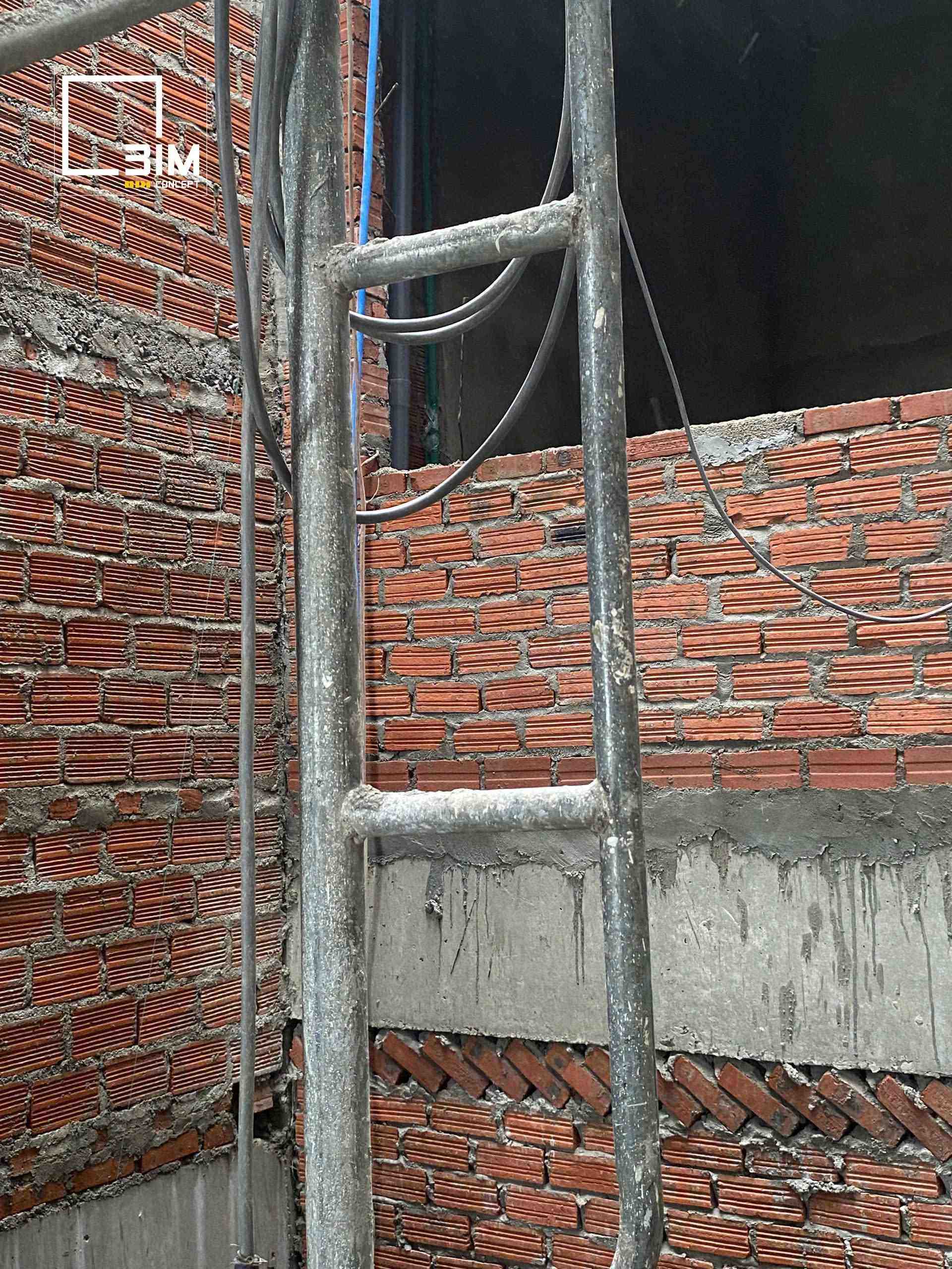 Các mảng tường đều được thi công đều và thẳng